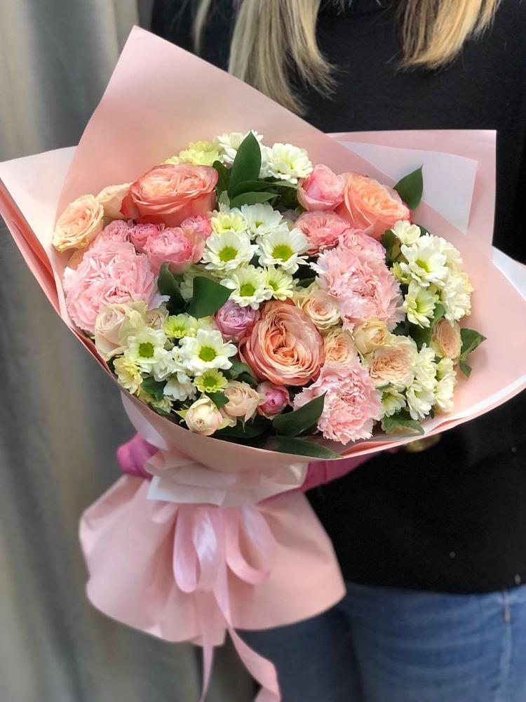 Букет цветов из: Гвоздики, Розы и Хризантемы в Вологде