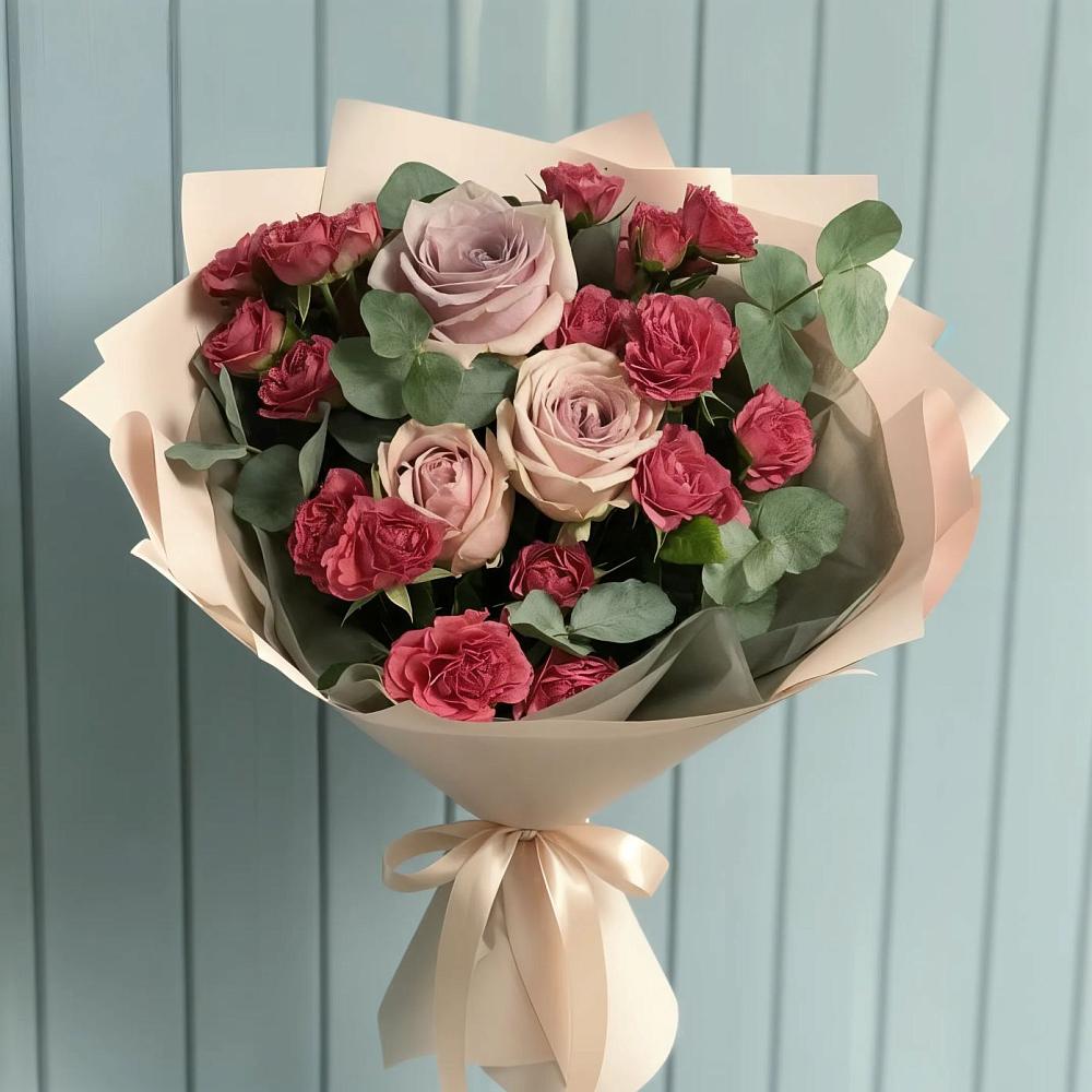 Букет цветов из: Гвоздики и Розы в Вологде
