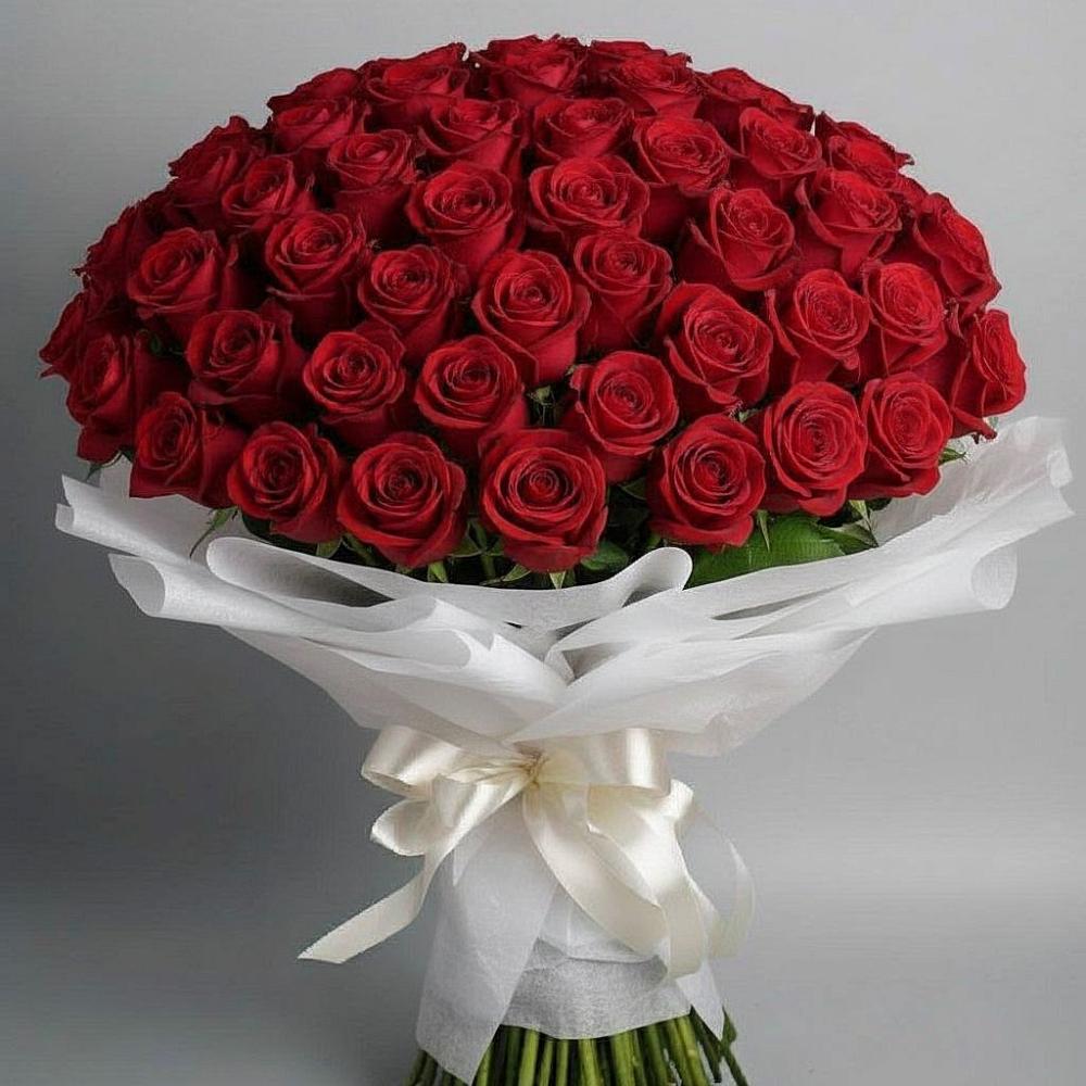 Букет 101 Красная роза Блэк Мэджик в Вологде