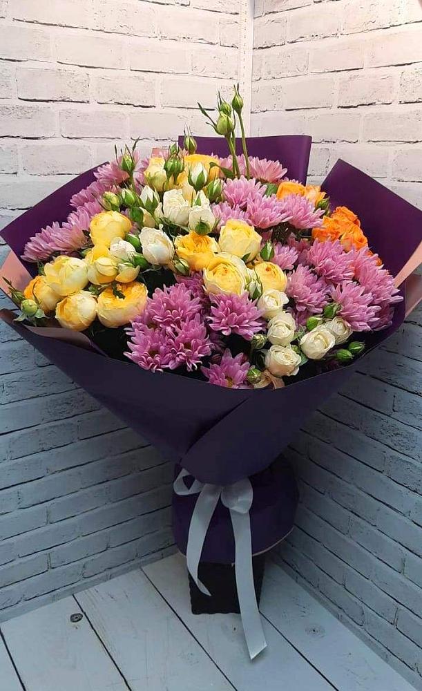 Букет цветов из: Хризантемы и Розы в Вологде