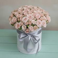 Цветочная композиция из Розы в шляпной коробке в Вологде