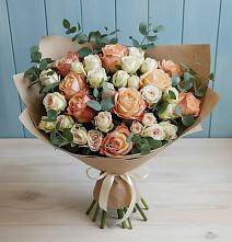 Букет цветов из:  Альстромерии и Розы в Вологде