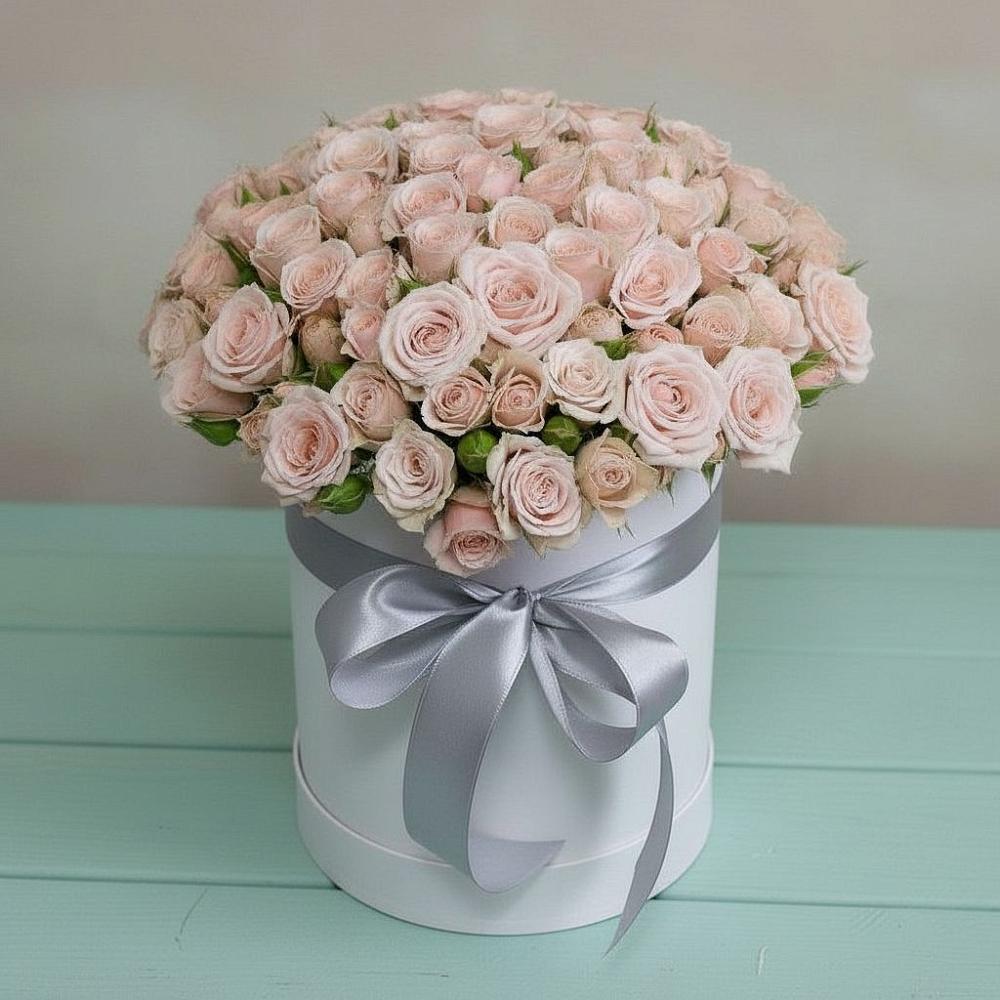 Цветочная композиция из Розы в шляпной коробке в Вологде